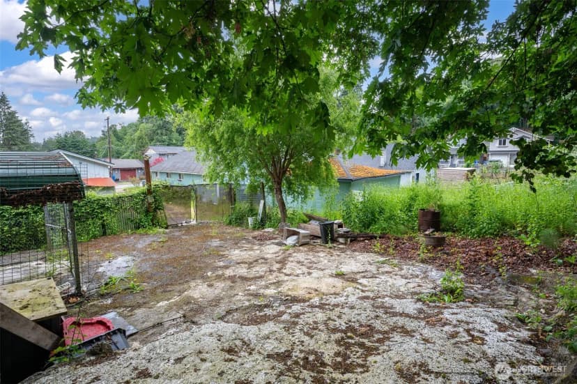 Property photo for 618 N 3rd Avenue, Kelso photo 25