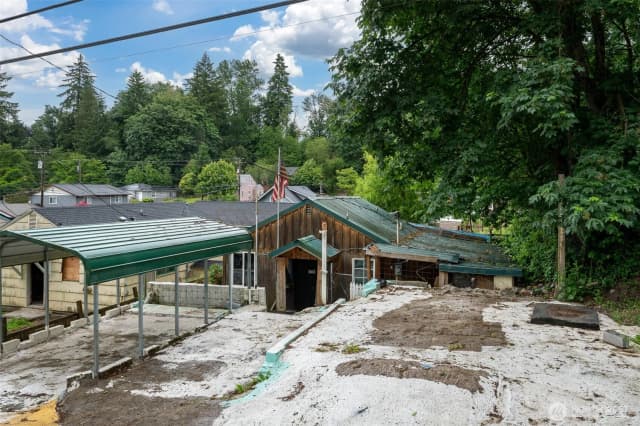 Property photo for 618 N 3rd Avenue, Kelso photo 3