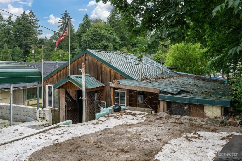 Property photo for 618 N 3rd Avenue, Kelso photo 5