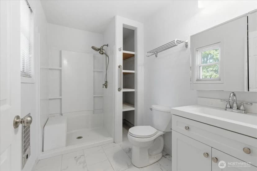 Property photo for 21 Diamond Street, Electric City photo 15