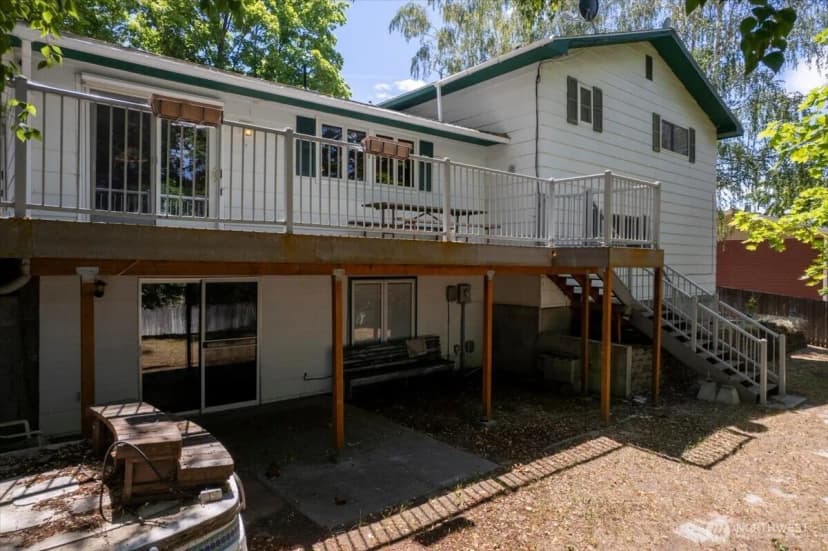 Property photo for 21 Diamond Street, Electric City photo 34