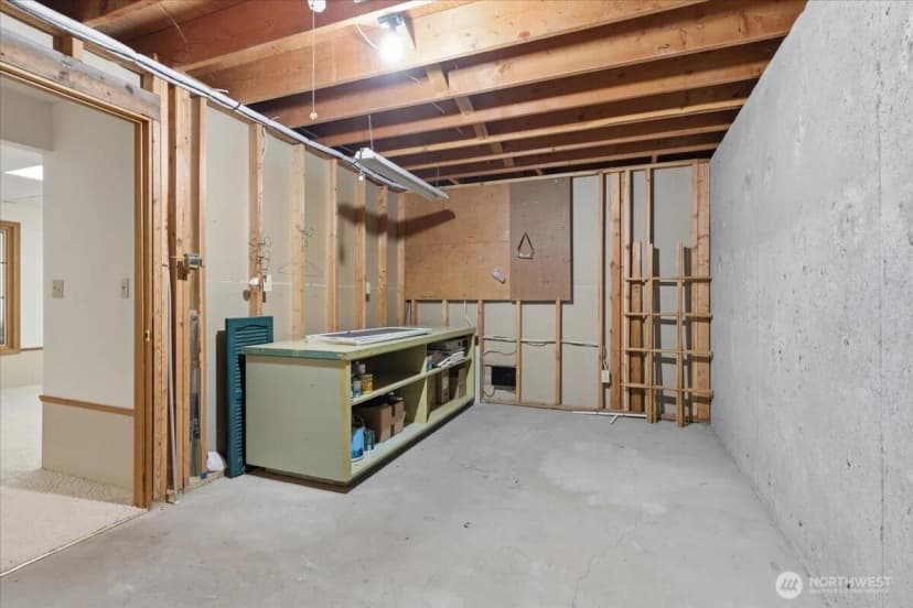 Property photo for 21 Diamond Street, Electric City photo 22