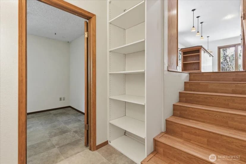 Property photo for 21 Diamond Street, Electric City photo 19