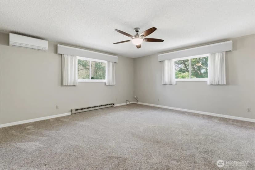 Property photo for 21 Diamond Street, Electric City photo 13