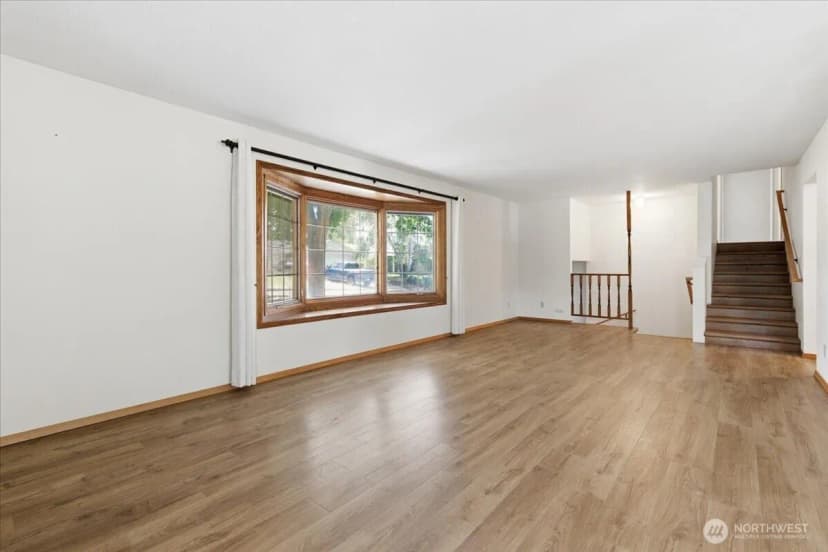 Property photo for 21 Diamond Street, Electric City photo 5