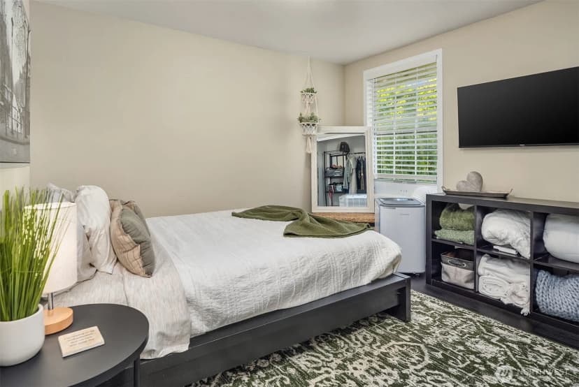 Property photo for 4261 244th Place Se, Sammamish photo 25