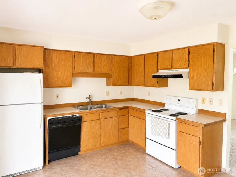 Property photo for 8 Orchard Loop S., Tonasket photo 7