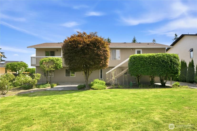 Property photo for 14225 Se 44th Street, Bellevue photo 2
