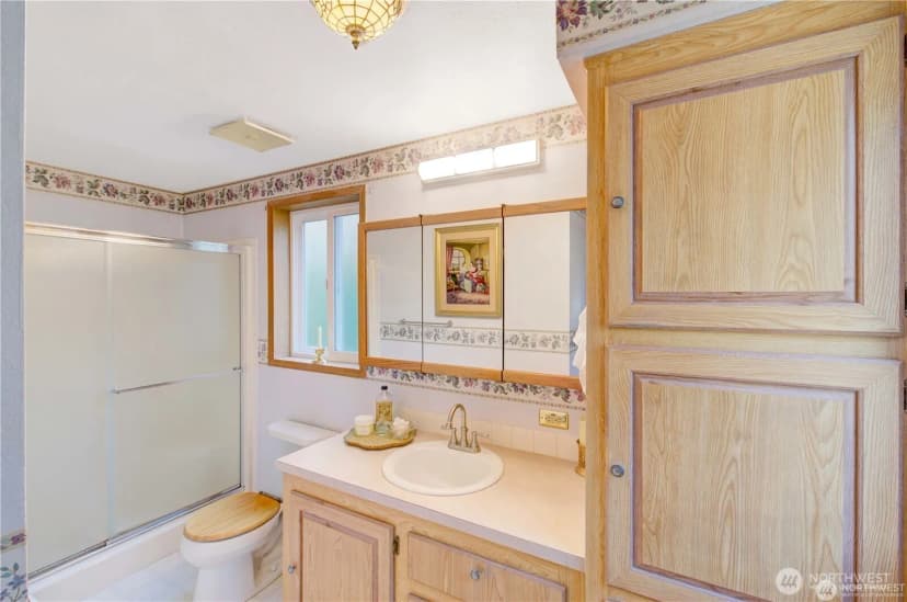 Property photo for 1831 198th Place, Long Beach photo 15