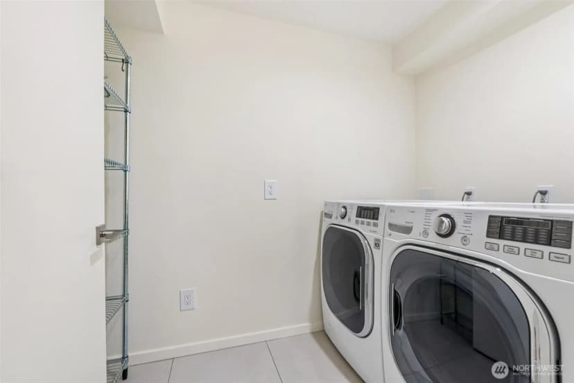 Property photo for 12456 Se 27th Street, Bellevue photo 23