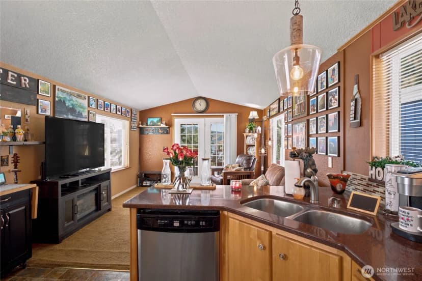 Property photo for 11155 S Lakeshore Road #17a, Chelan photo 11