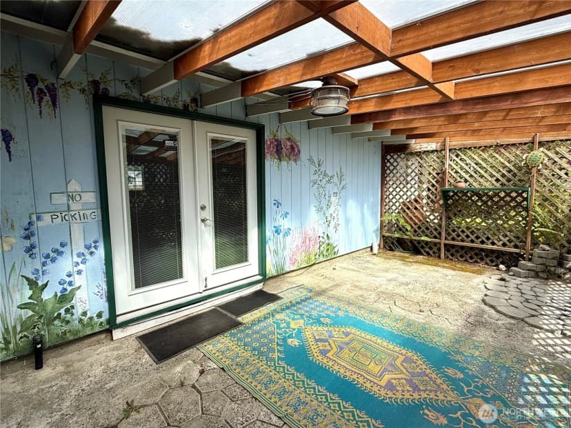 Property photo for 12912 N Alley, Long Beach photo 31