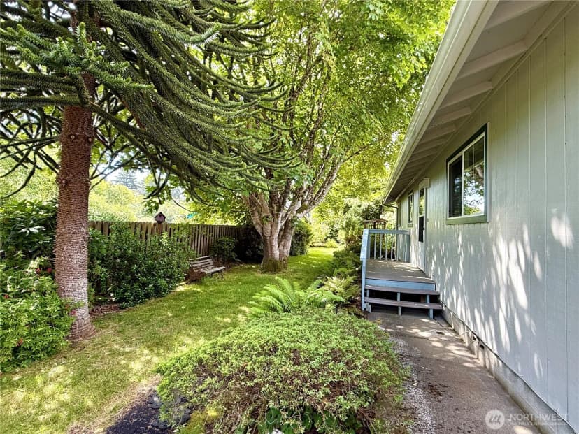 Property photo for 12912 N Alley, Long Beach photo 36