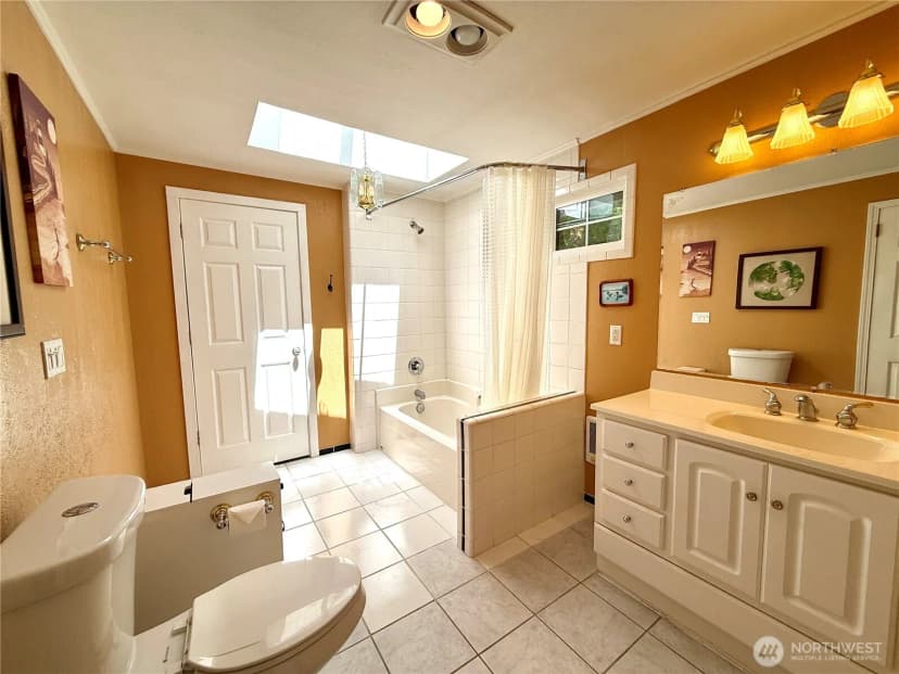 Property photo for 12912 N Alley, Long Beach photo 27