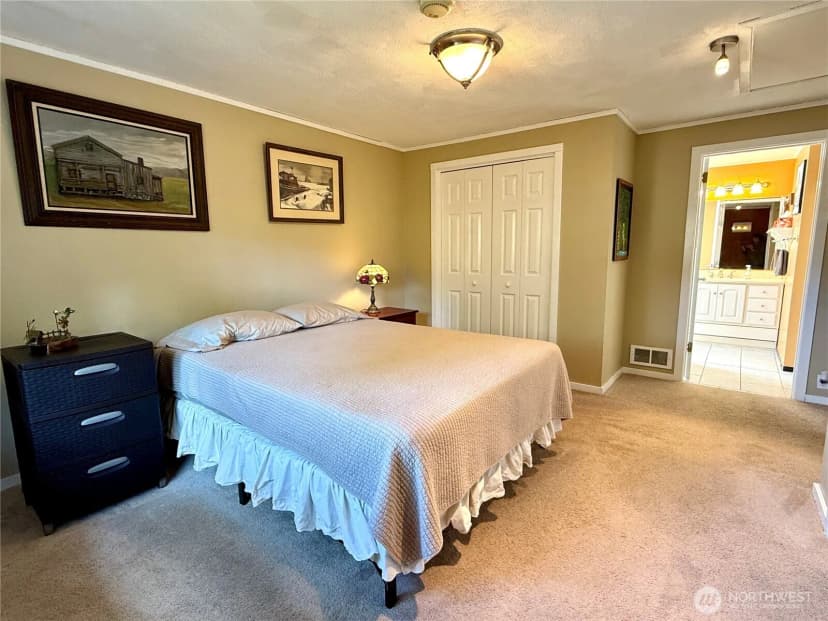 Property photo for 12912 N Alley, Long Beach photo 25