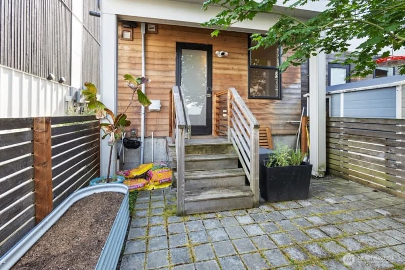 Property photo for 2233 Minor Avenue #c, Seattle photo 10