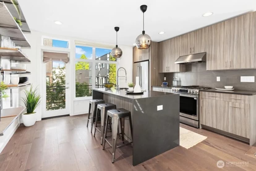 Property photo for 2233 Minor Avenue #c, Seattle photo 13