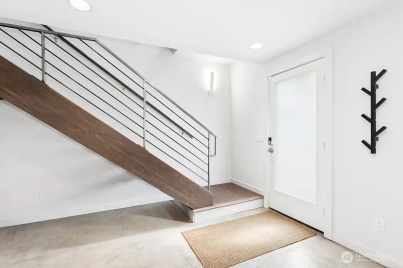 Property photo for 2233 Minor Avenue #c, Seattle photo 12