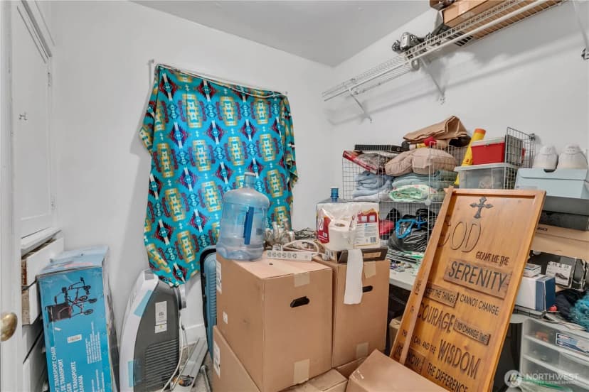 Property photo for 13025 Ambaum Boulevard Sw, Burien photo 15