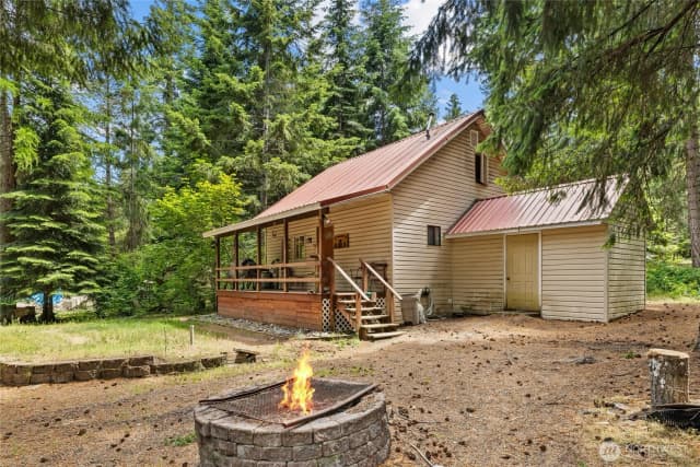 Property photo for 800 Timber Mountain Loop, Cle Elum photo 3