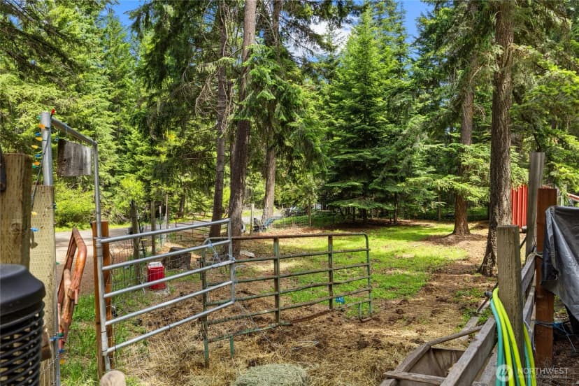 Property photo for 800 Timber Mountain Loop, Cle Elum photo 5