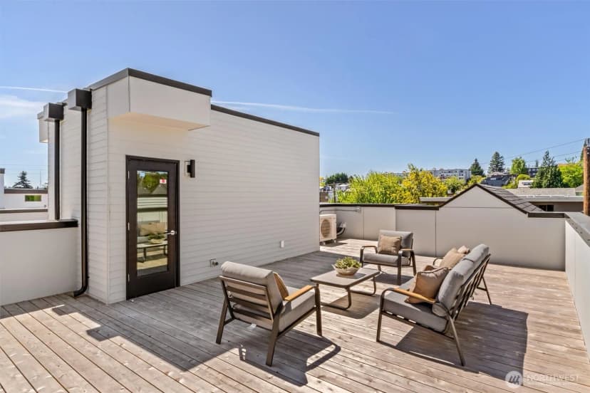 Property photo for 4460 Midvale Avenue N, Seattle photo 37