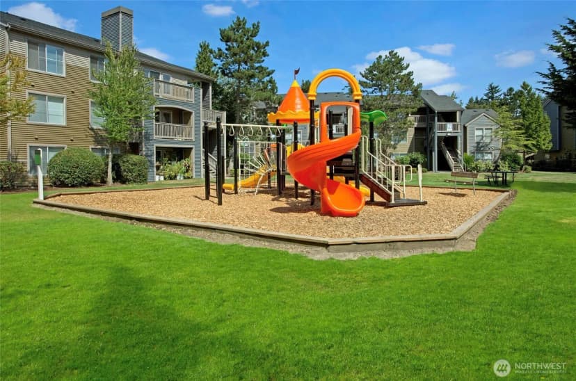 Property photo for 12303 Harbour Pointe Boulevard #cc202, Mukilteo photo 17
