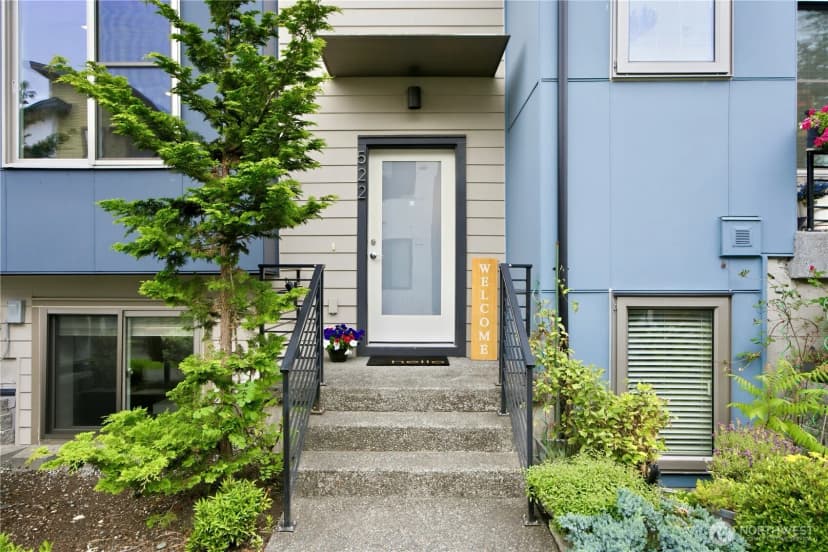 Property photo for 522 Glacier Walk Se, Sammamish photo 2