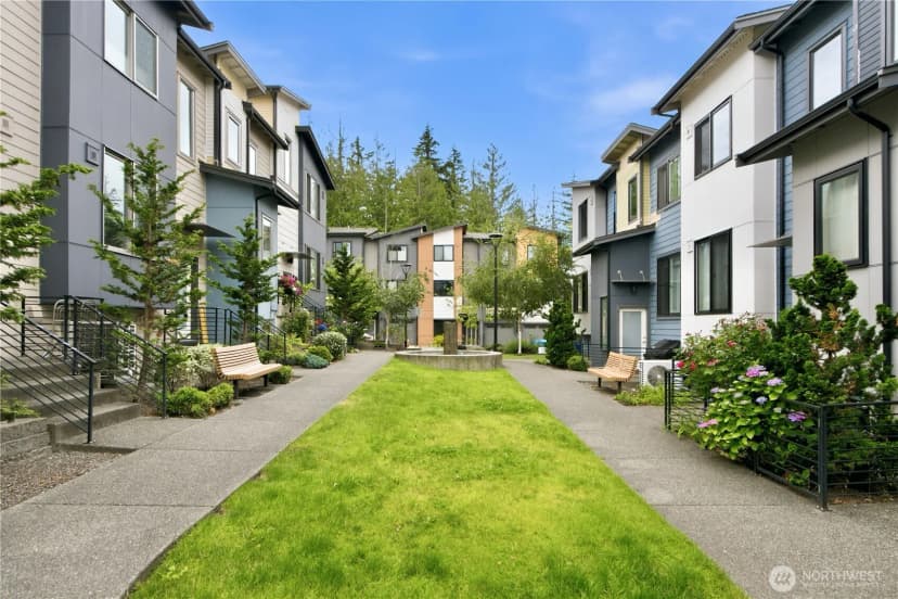 Property photo for 522 Glacier Walk Se, Sammamish photo 28