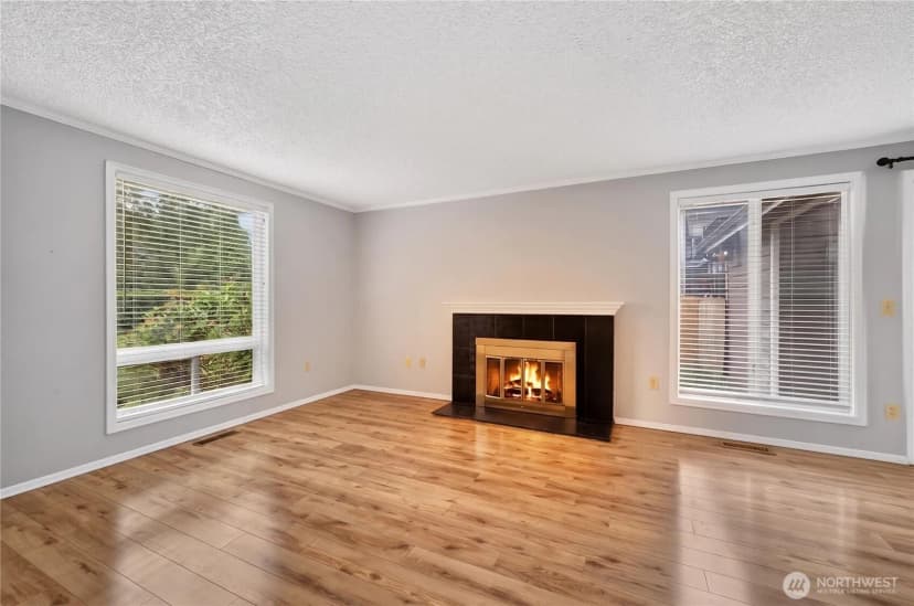 Property photo for 6502 Avondale Road Sw #4, Lakewood photo 5