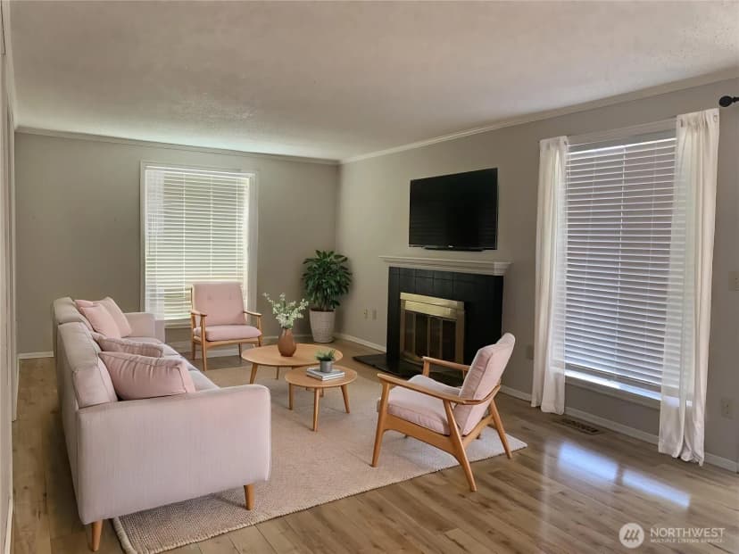 Property photo for 6502 Avondale Road Sw #4, Lakewood photo 6