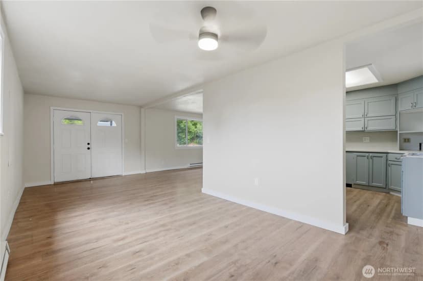 Property photo for 1126 Poindexter Avenue W, Bremerton photo 7