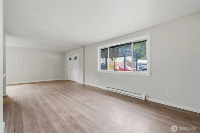 Property photo for 1126 Poindexter Avenue W, Bremerton photo 4