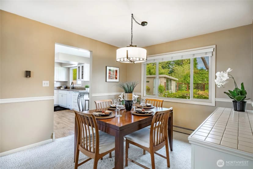 Property photo for 2808 Azalea Place, Bellingham photo 12