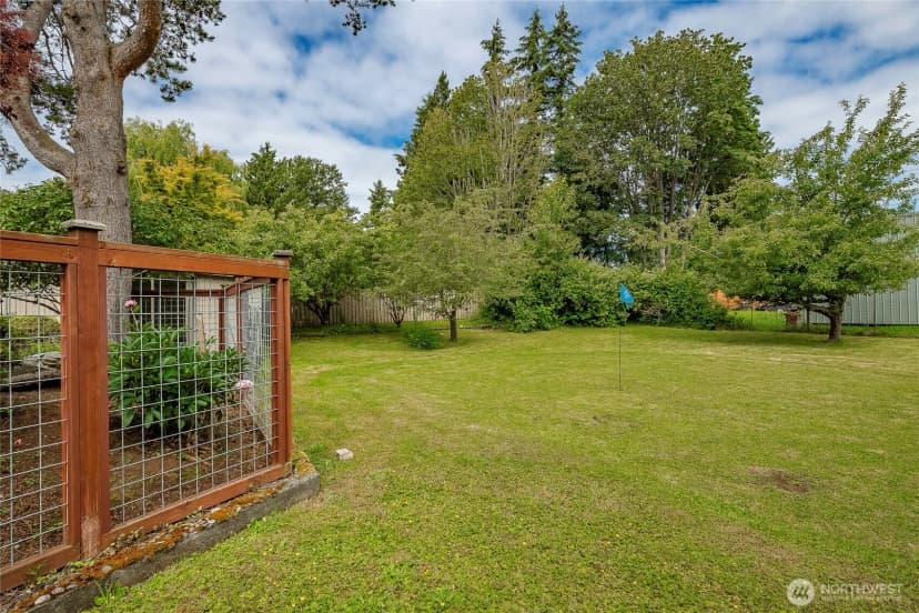 Property photo for 2808 Azalea Place, Bellingham photo 34