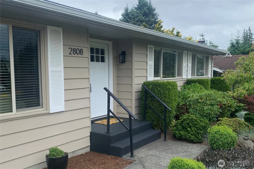 Property photo for 2808 Azalea Place, Bellingham photo 5