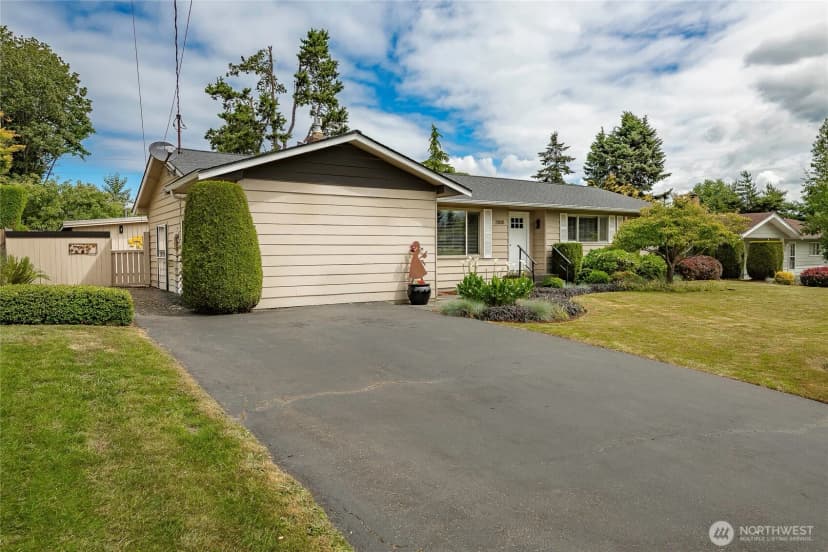 Property photo for 2808 Azalea Place, Bellingham photo 38
