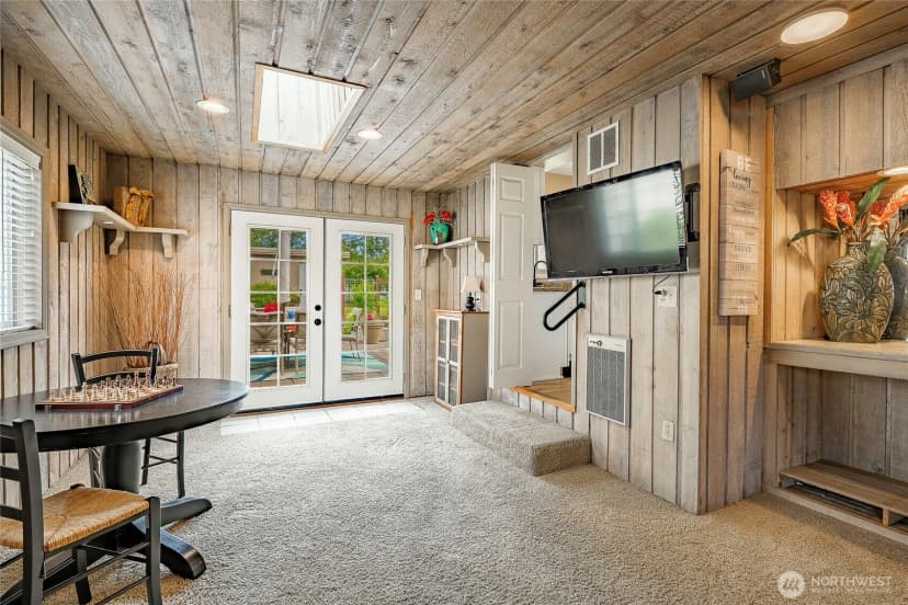 Property photo for 2808 Azalea Place, Bellingham photo 18