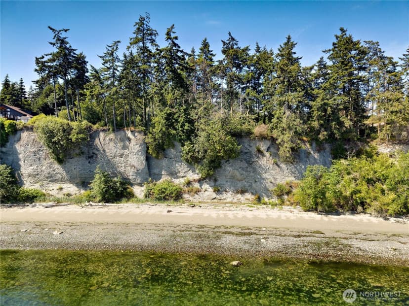 Property photo for 3992 Ne Twin Spits Road, Hansville photo 17