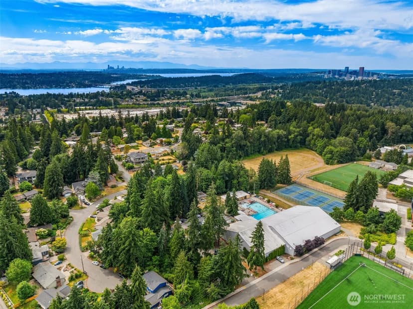 Property photo for 4255 135th Place Se, Bellevue photo 36