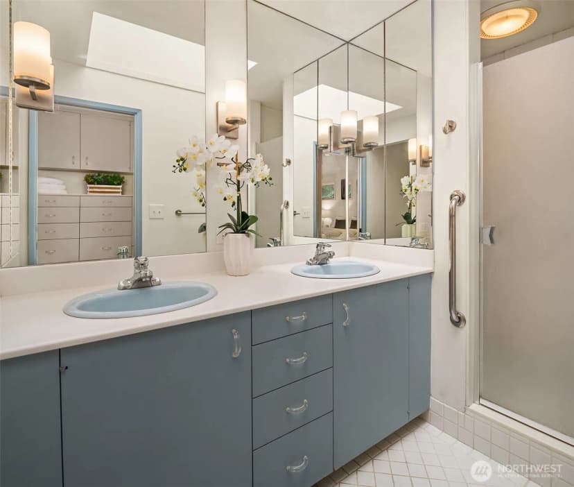 Property photo for 4255 135th Place Se, Bellevue photo 18