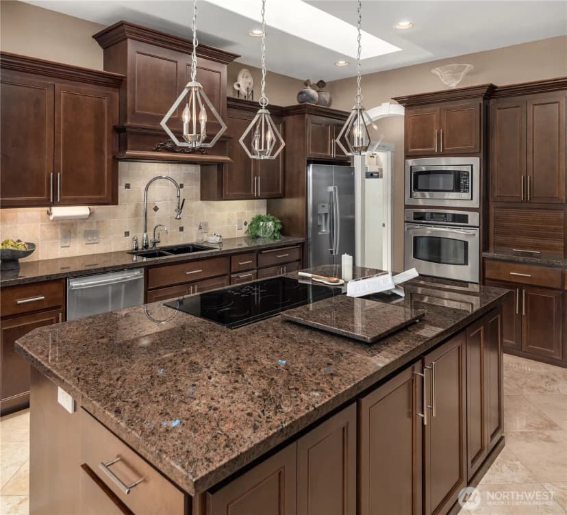 Property photo for 11236 Airpark Lane Se, Yelm photo 12