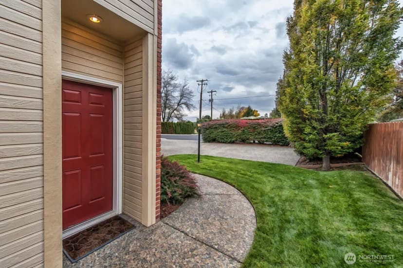 Property photo for 278 Ne Deccio Road #278, College Place photo 4