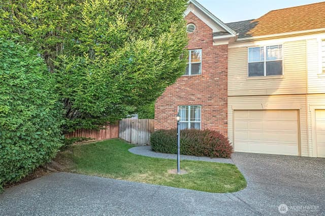 Property photo for 278 Ne Deccio Road #278, College Place