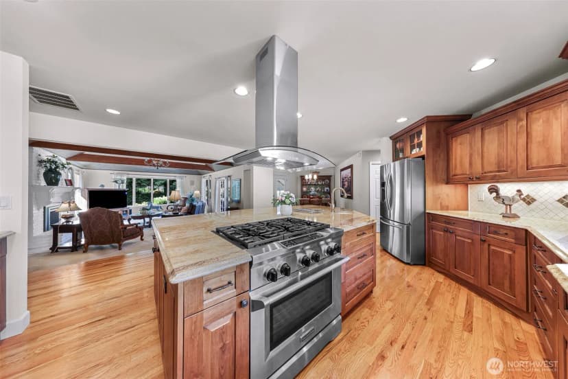 Property photo for 15403 Ne 144th Place, Woodinville photo 10