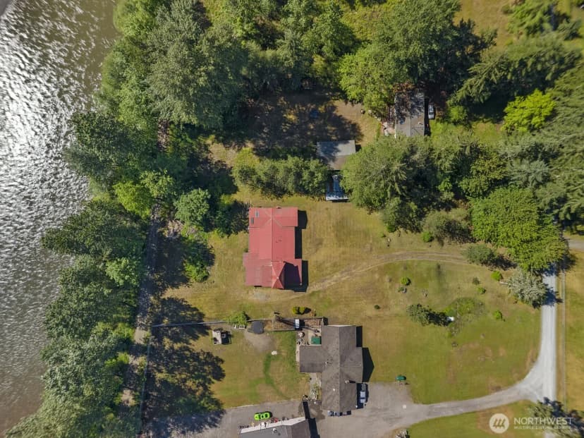 Property photo for 12511 151st Avenue E, Puyallup photo 3