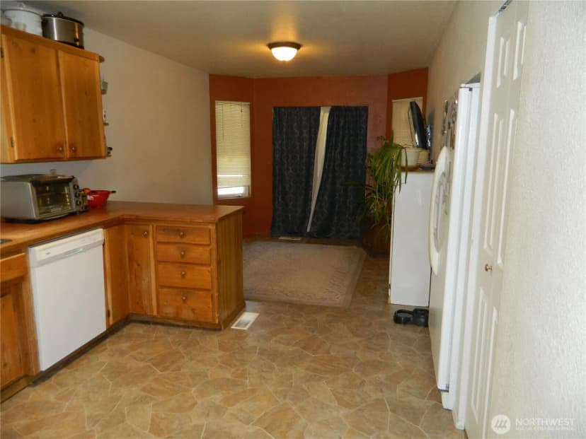Property photo for 16 Orchard Loop S, Tonasket photo 13