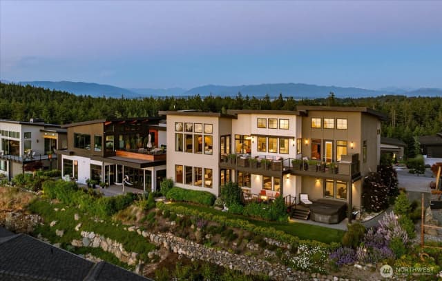 Property photo for 3945 Rock Ridge Parkway, Anacortes photo 4