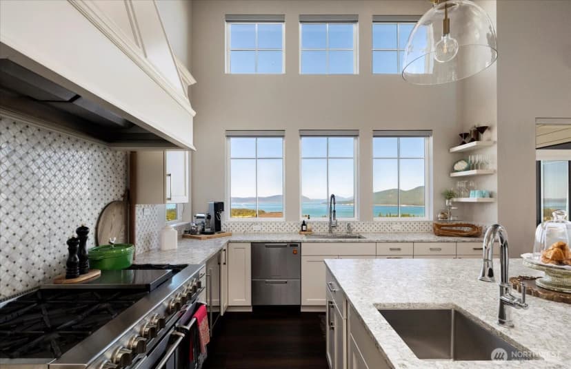 Property photo for 3945 Rock Ridge Parkway, Anacortes photo 17