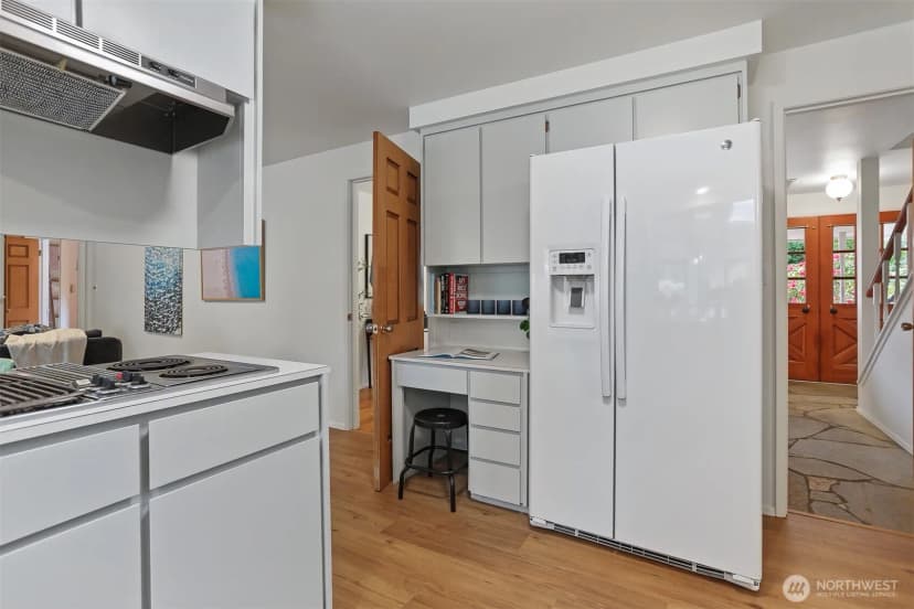 Property photo for 508 147th Street Ne, Bellevue photo 16